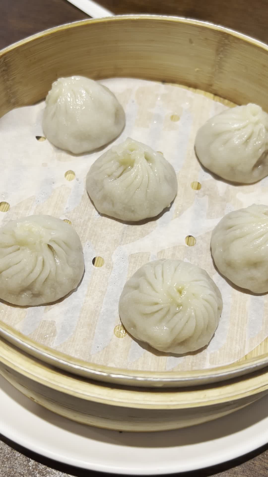 Dinesty Dumpling House