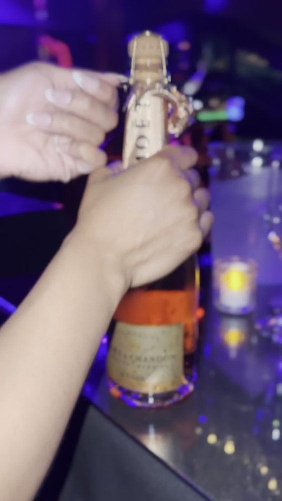 Diamonds Gentlemans Club