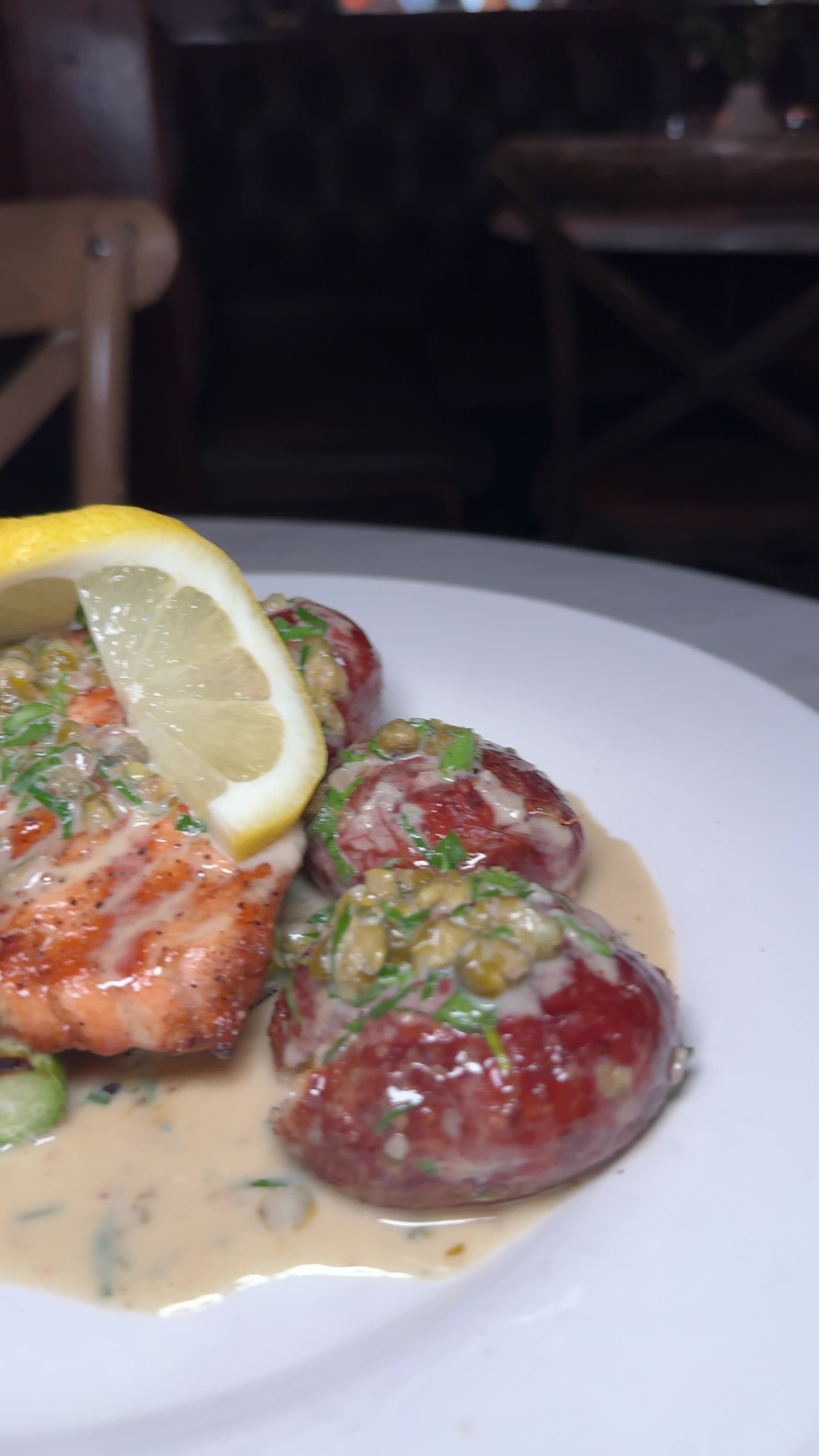 Video review of White Horse Tavern