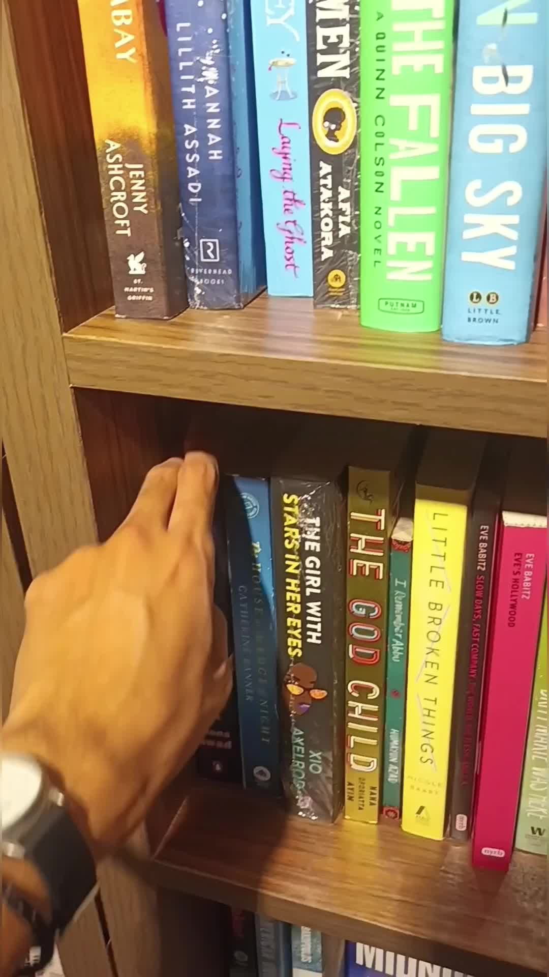Video review of Fully Booked
