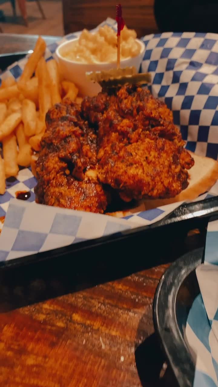 Palmer's Hot Chicken