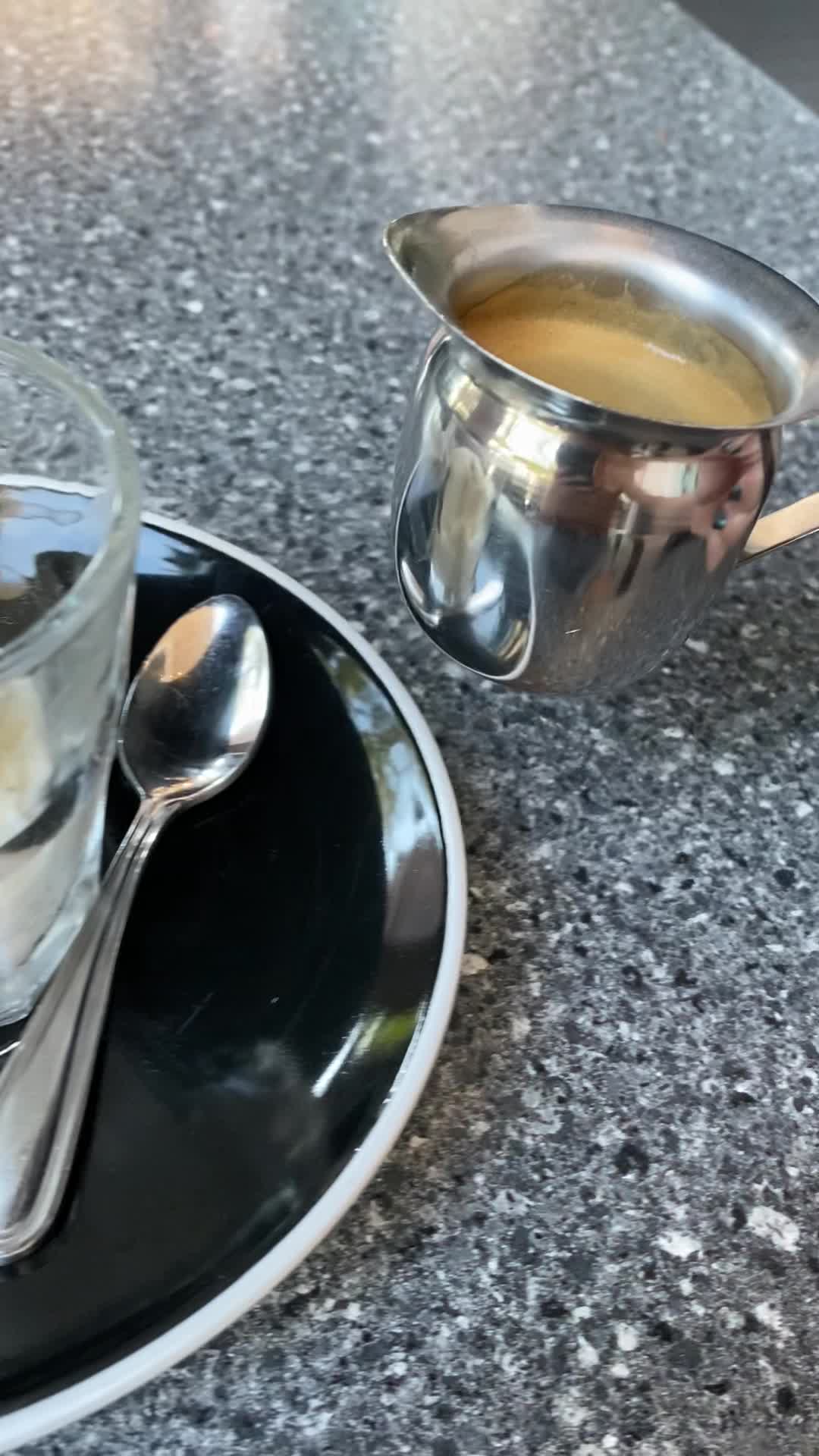 Video review of Crema Gourmet Espresso Bar