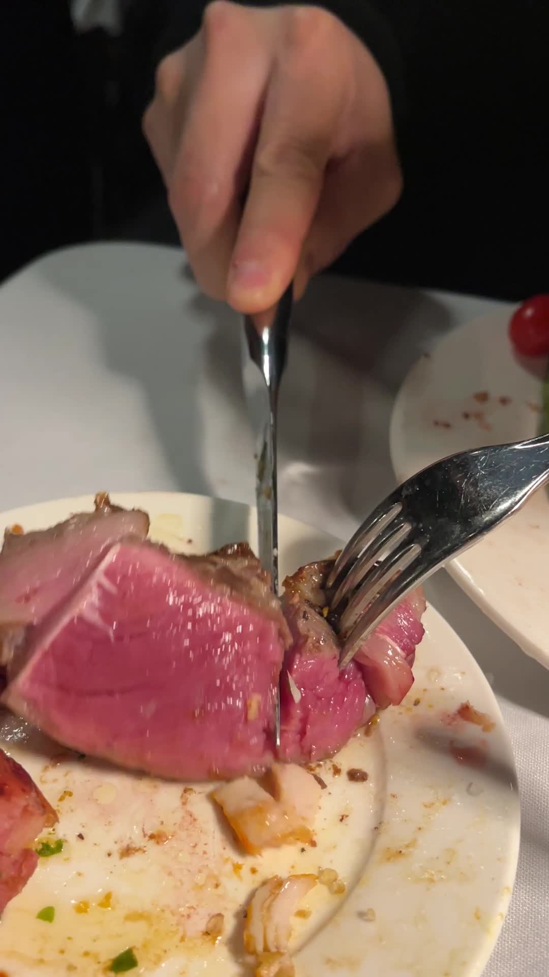 Show De Carnes Brazilian Steakhouse