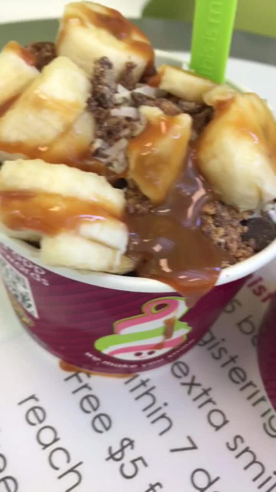Menchie's Frozen Yogurt