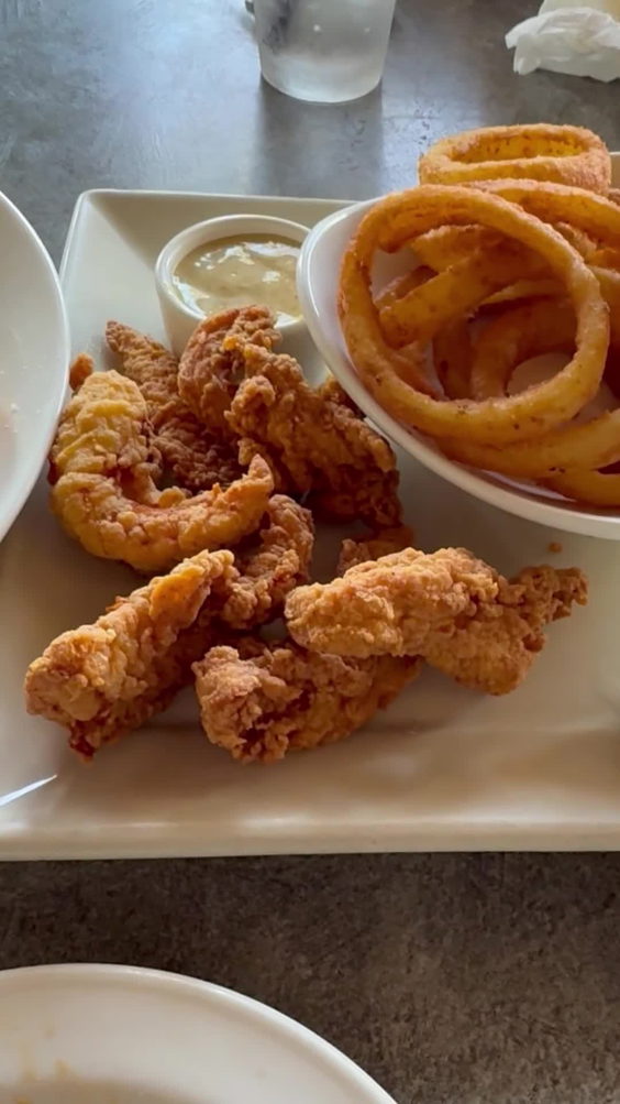 The Yardhouse Marina Del Rey