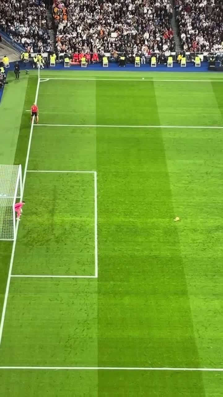 Video review of Royal Palace of Madrid (Palacio Real de Madrid)