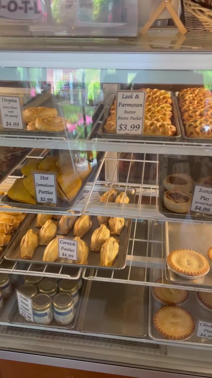 Video review of Niagara Home Bakery