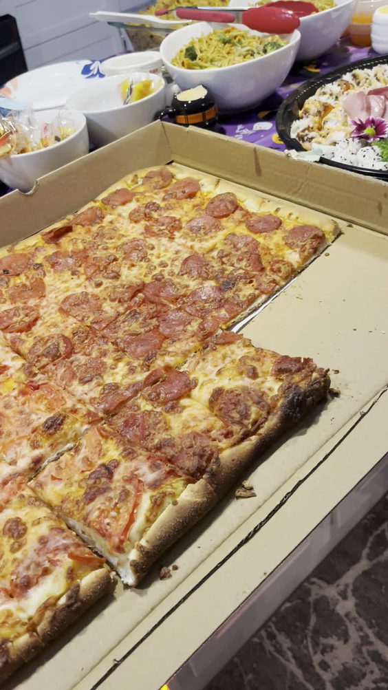 Pizza Parlor