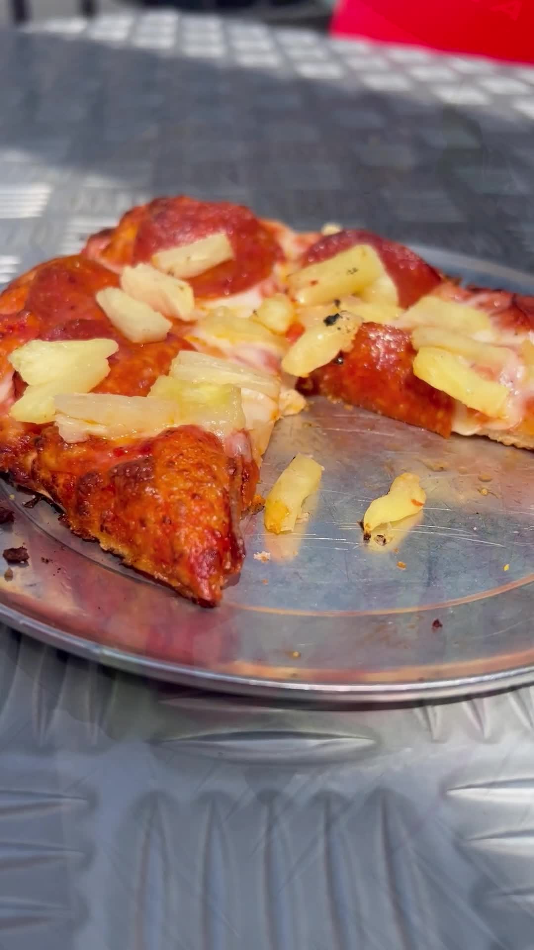 Video review of Toppers Pizza Place