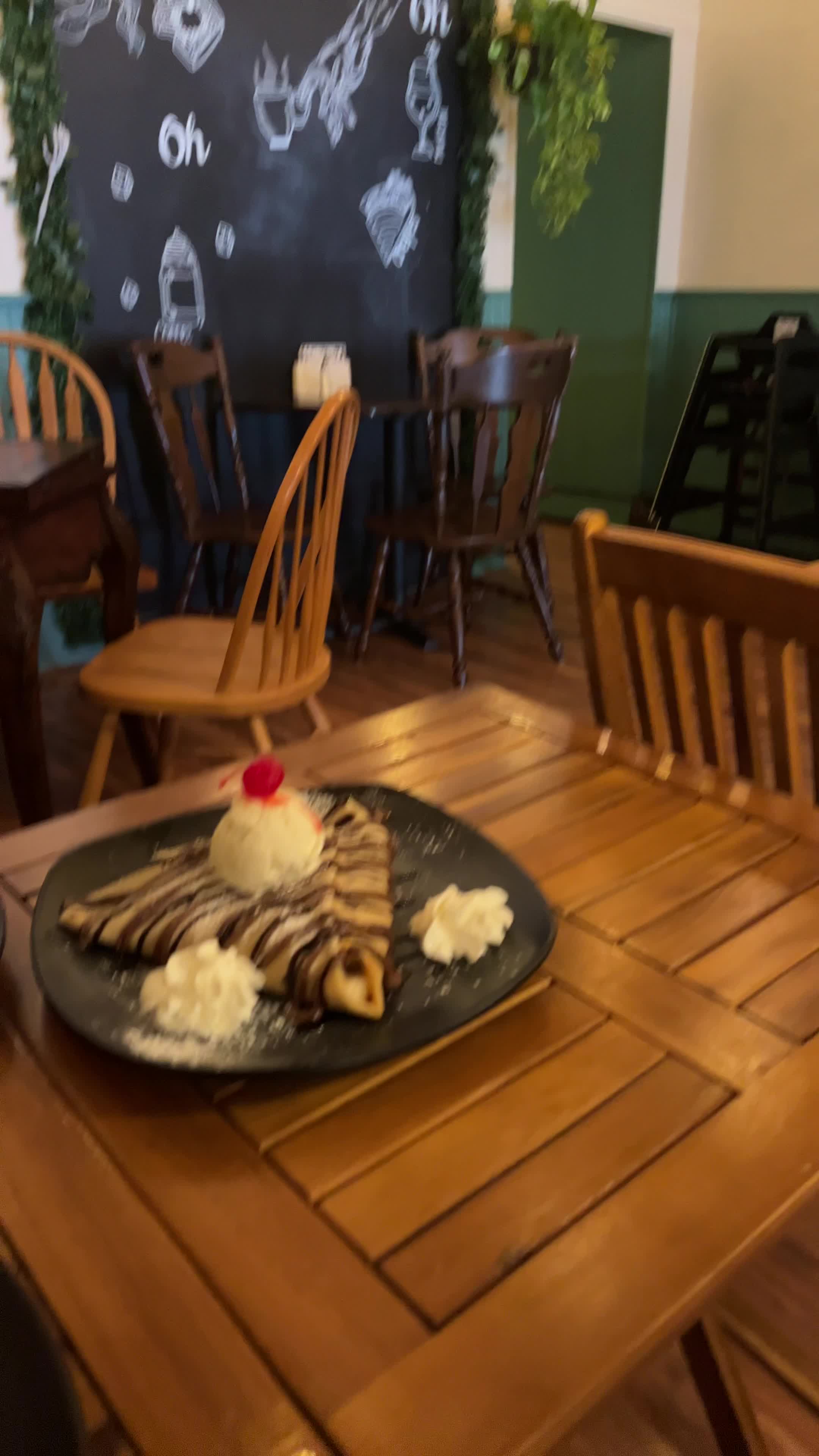 Oh lala Crepes & Coffee Shop