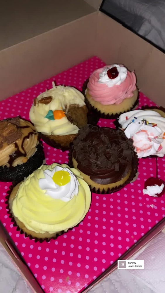 Smallcakes Stuart