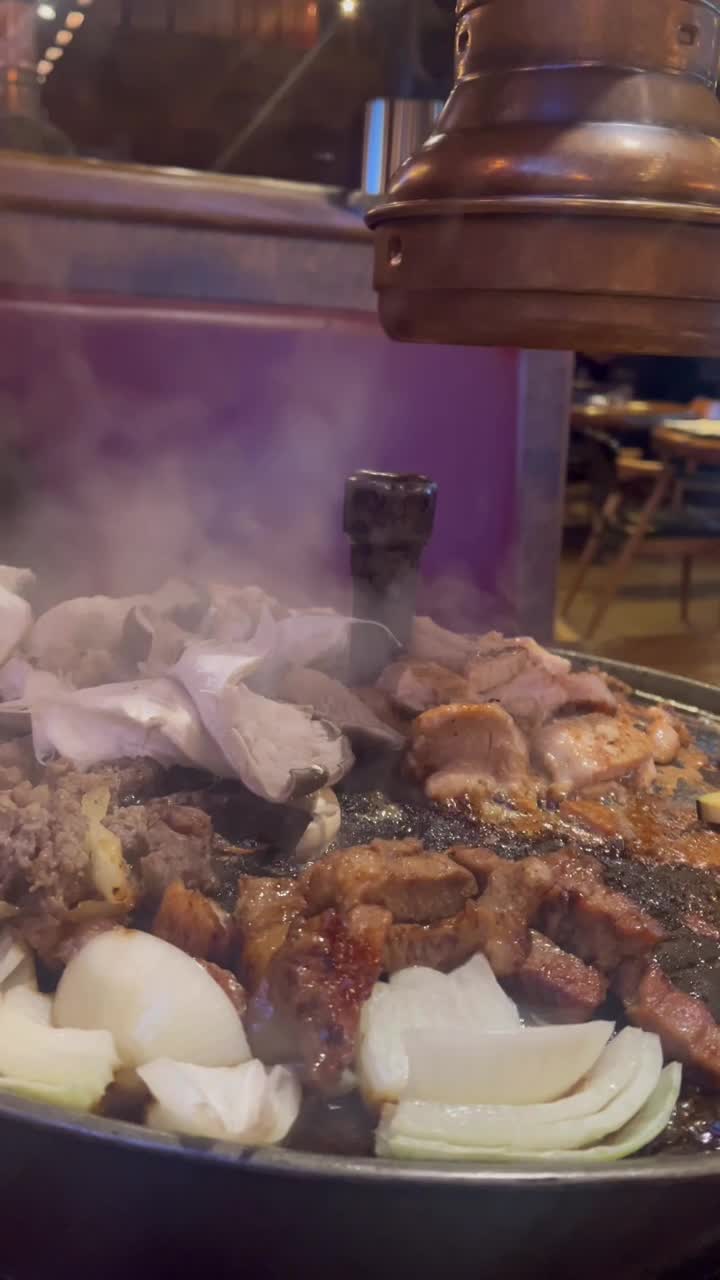 Cast Iron Pot Signature