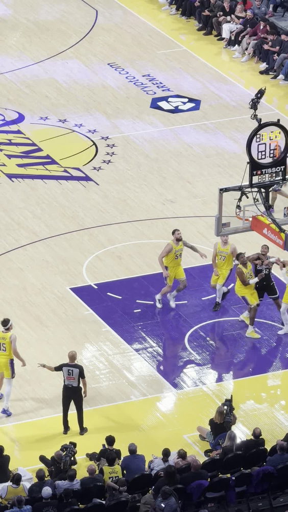 Staples Center- Los Angeles Lakers