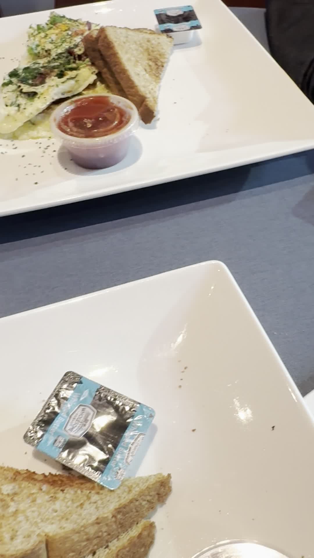 W XYZ Bar
