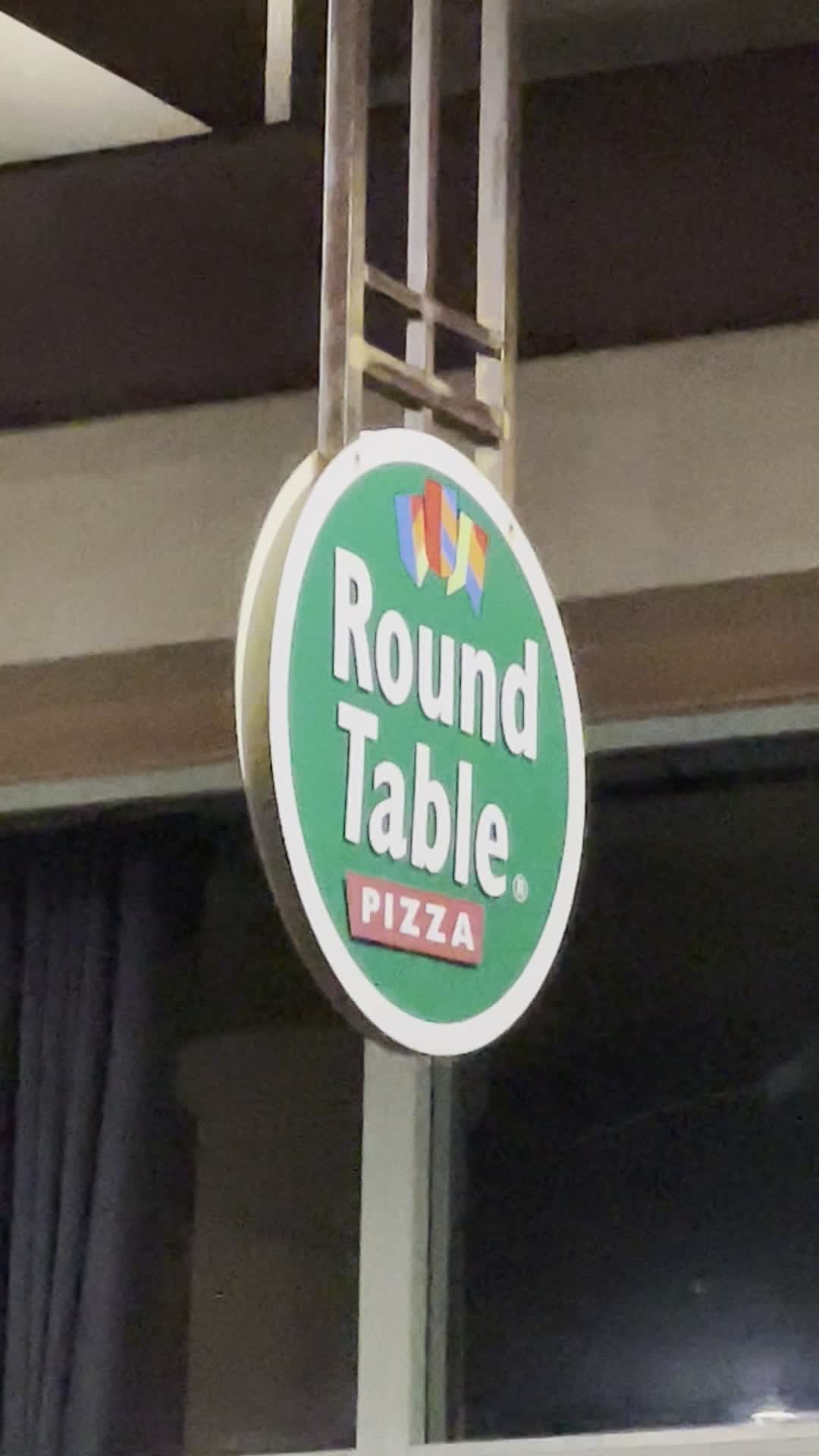 Round Table Pizza