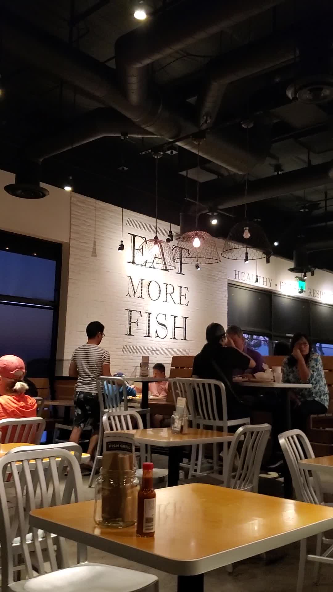 Video review of California Fish Grill