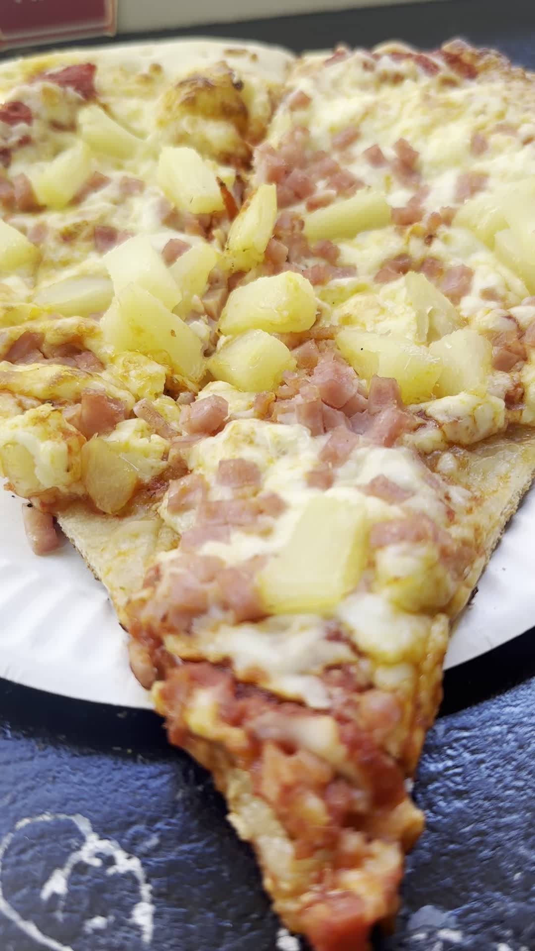 Cousin Vinny's Pizza & Deli