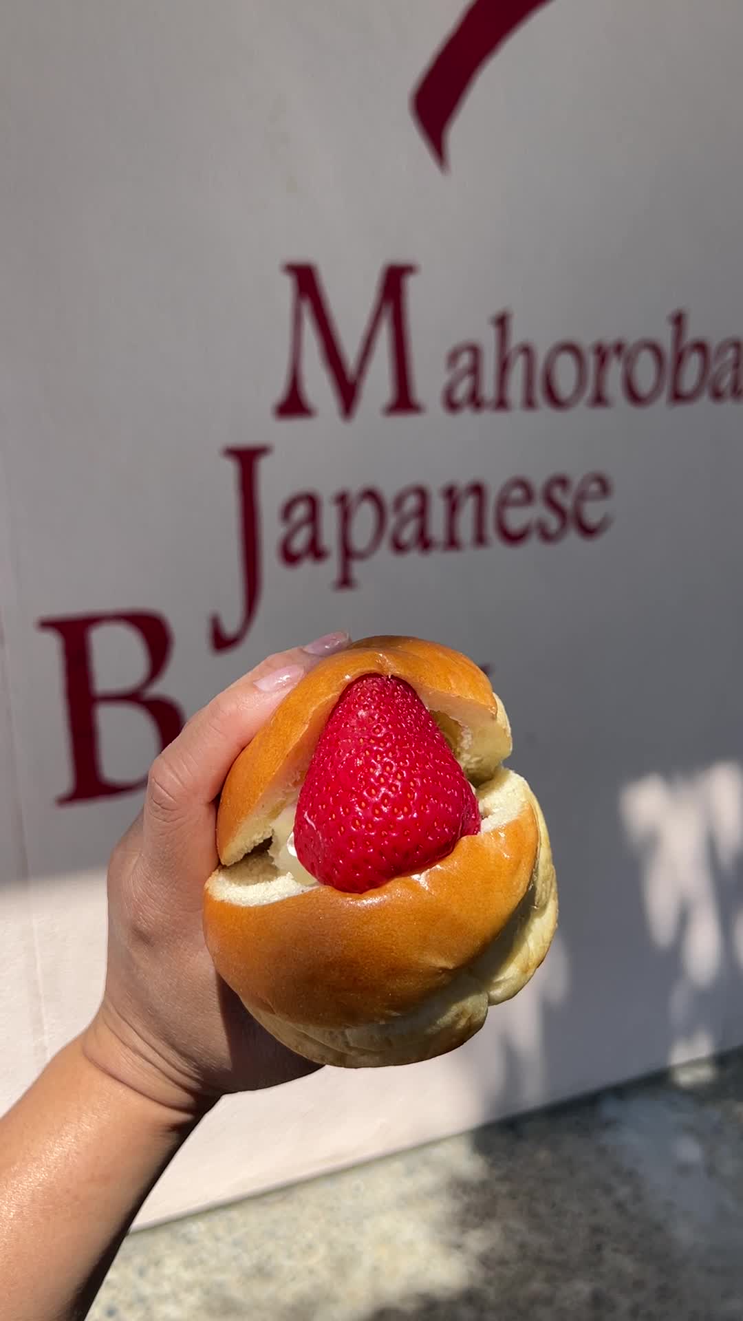 Video review of Mahoroba Japanese Bakery