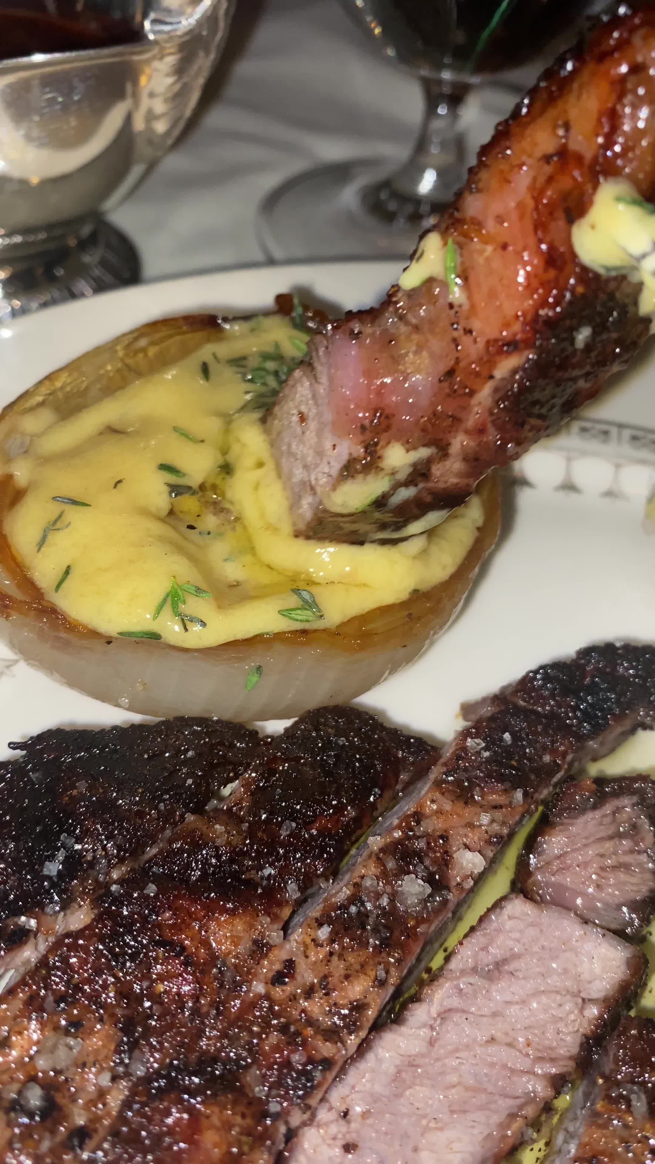 Video review of The Grill