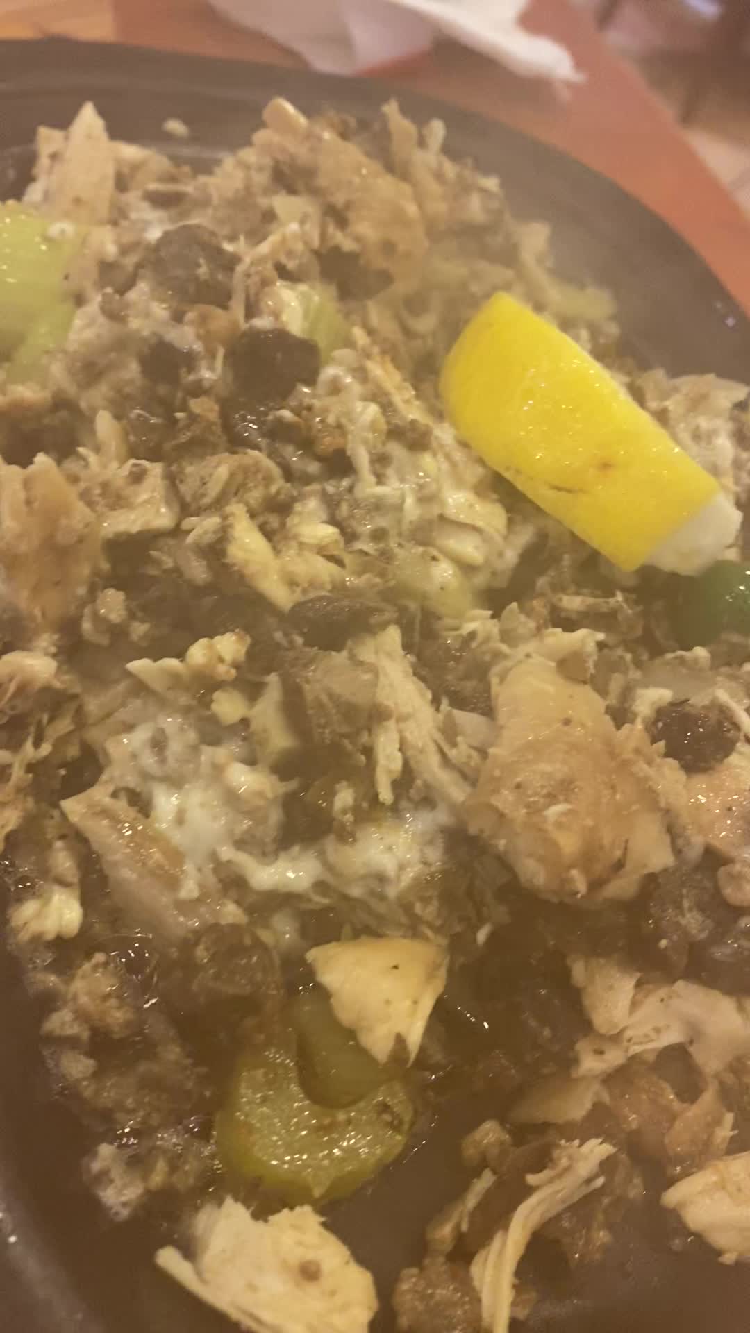 Video review of Max's of Manila