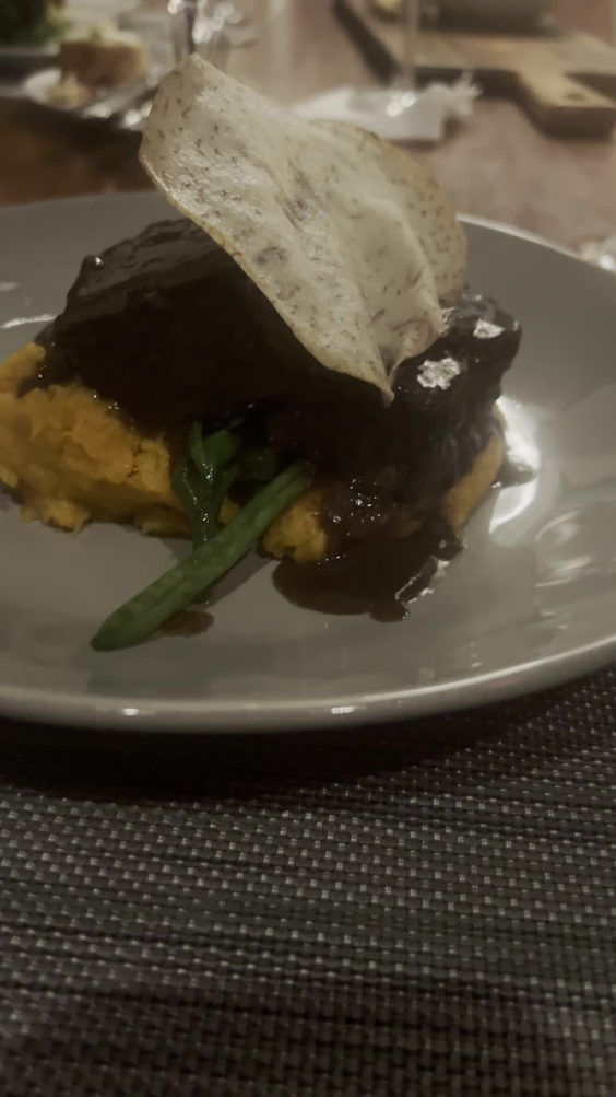 River Oaks Restaurant