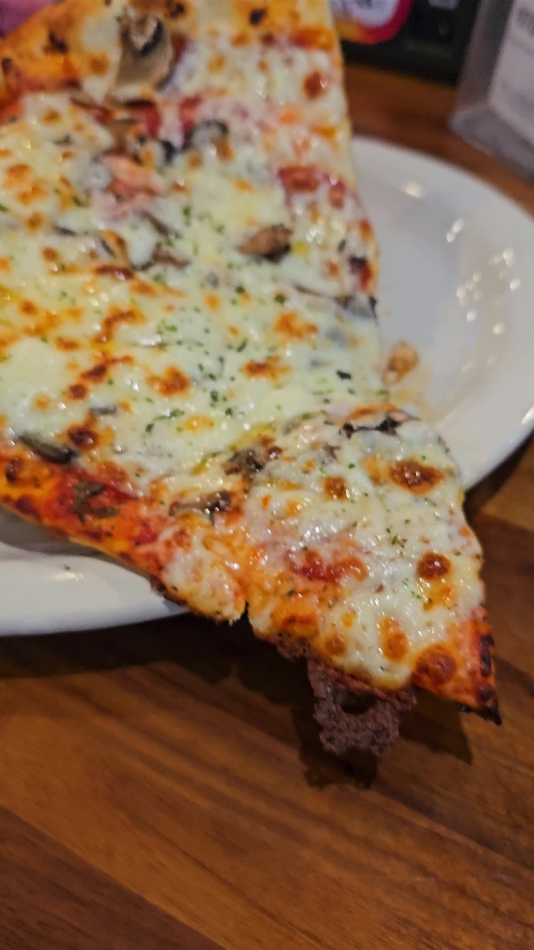 Windy City Pizza and Pub