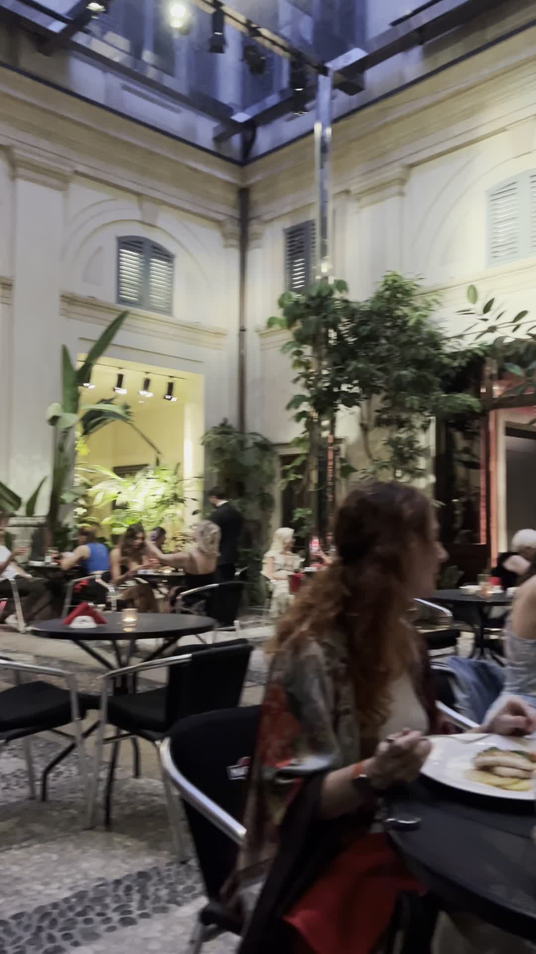 Video review of Dolce & Gabbana Martini Bar