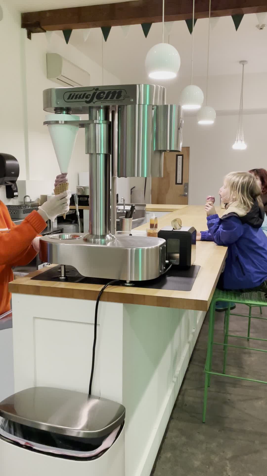 Video review of Nico’s