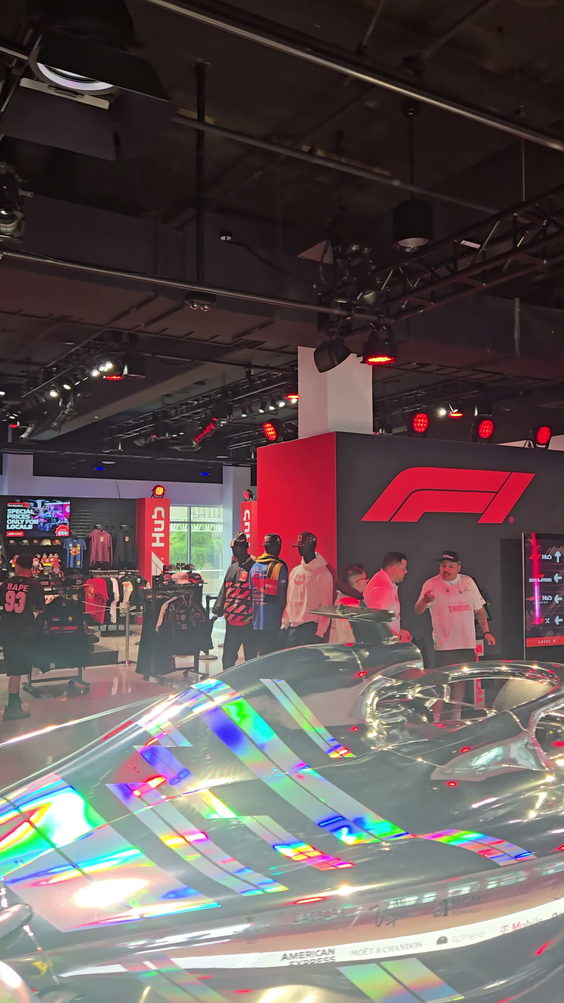 Grand Prix Plaza