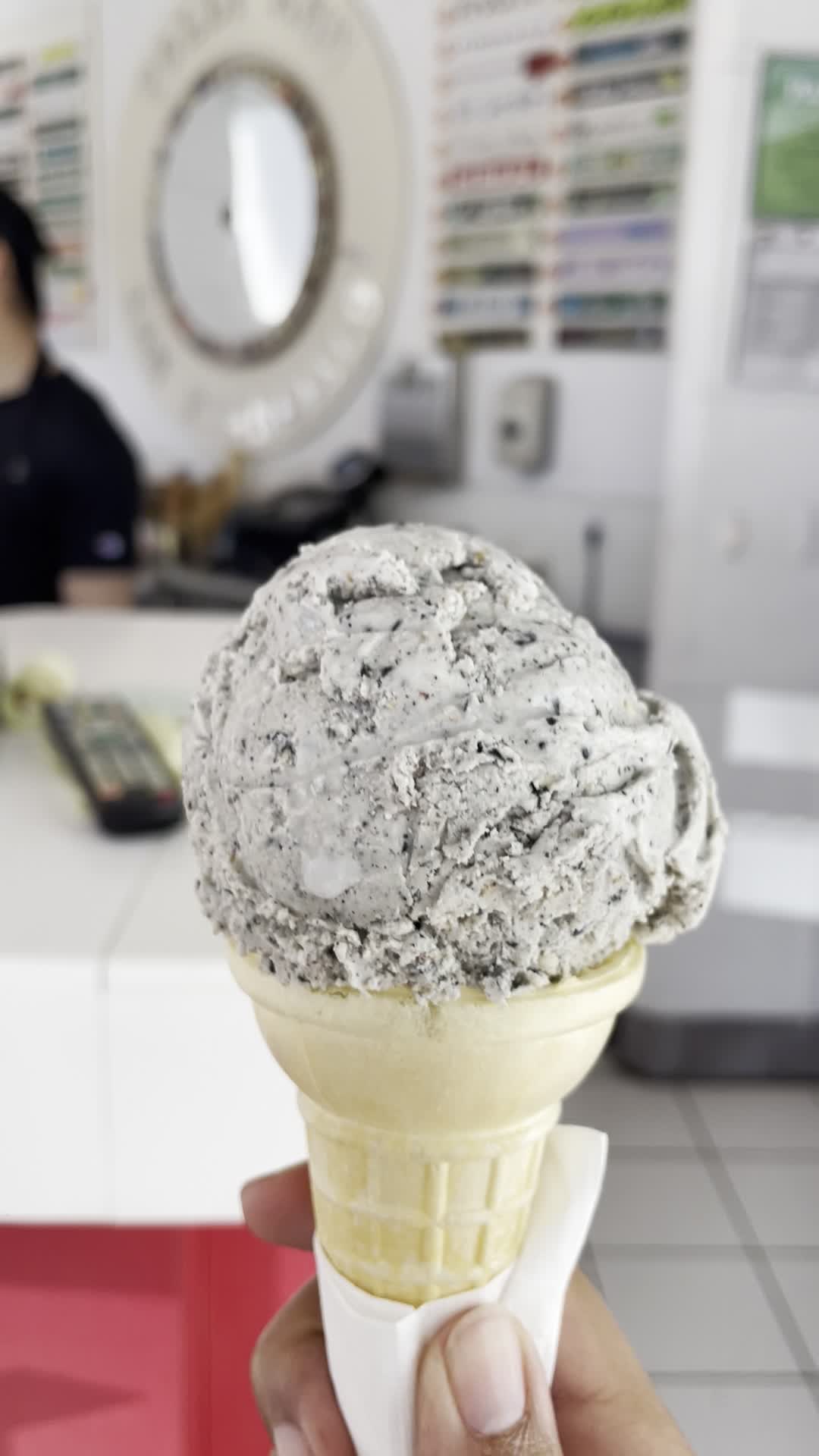 Video review of Polly Ann Ice Cream