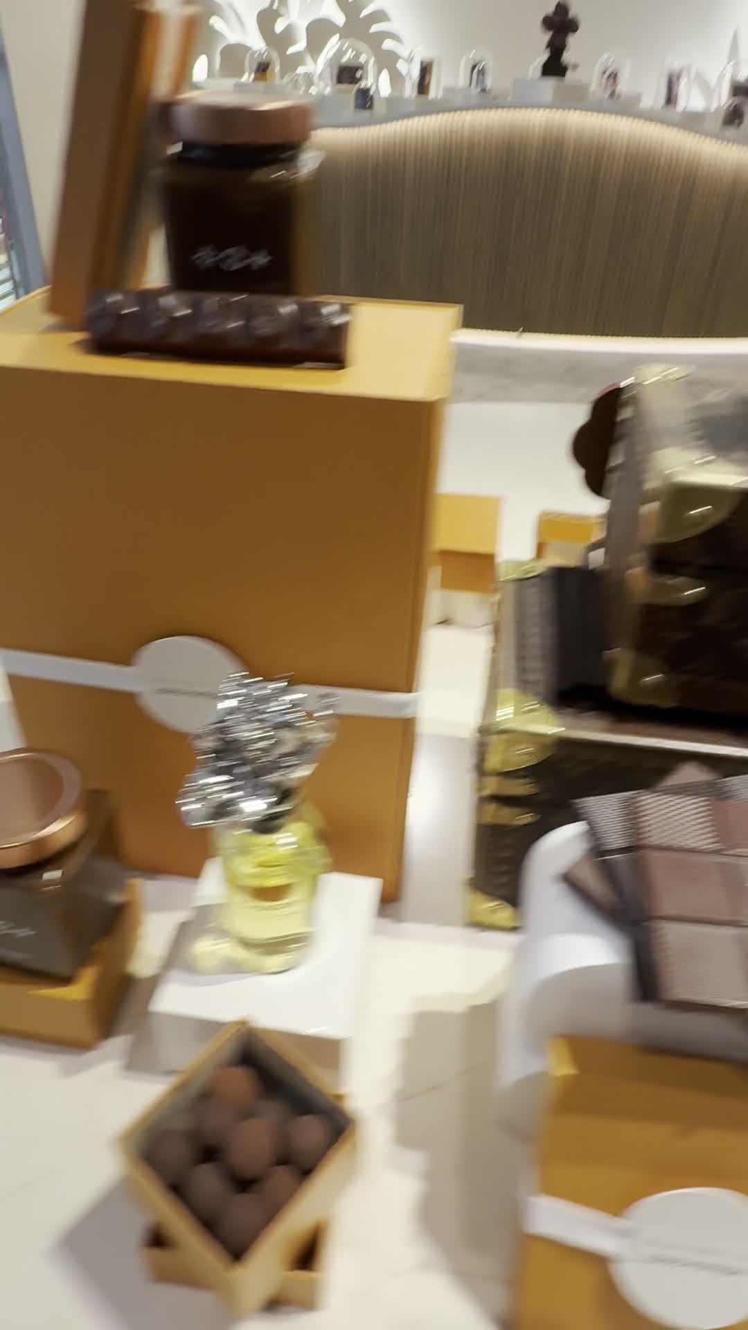 Louis Vuitton -Le Chocolat