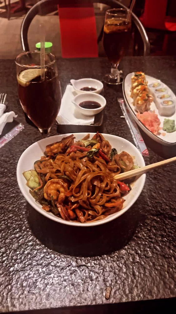 Wok N Roll