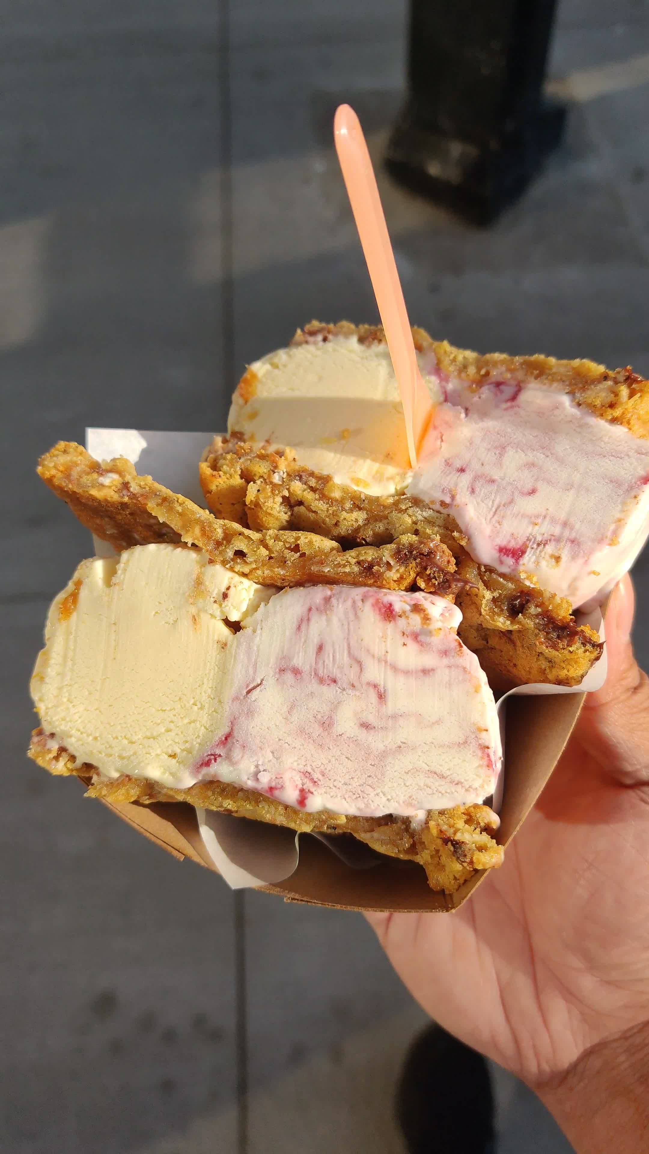 Video review of Bang Bang Ice Cream & Bakery