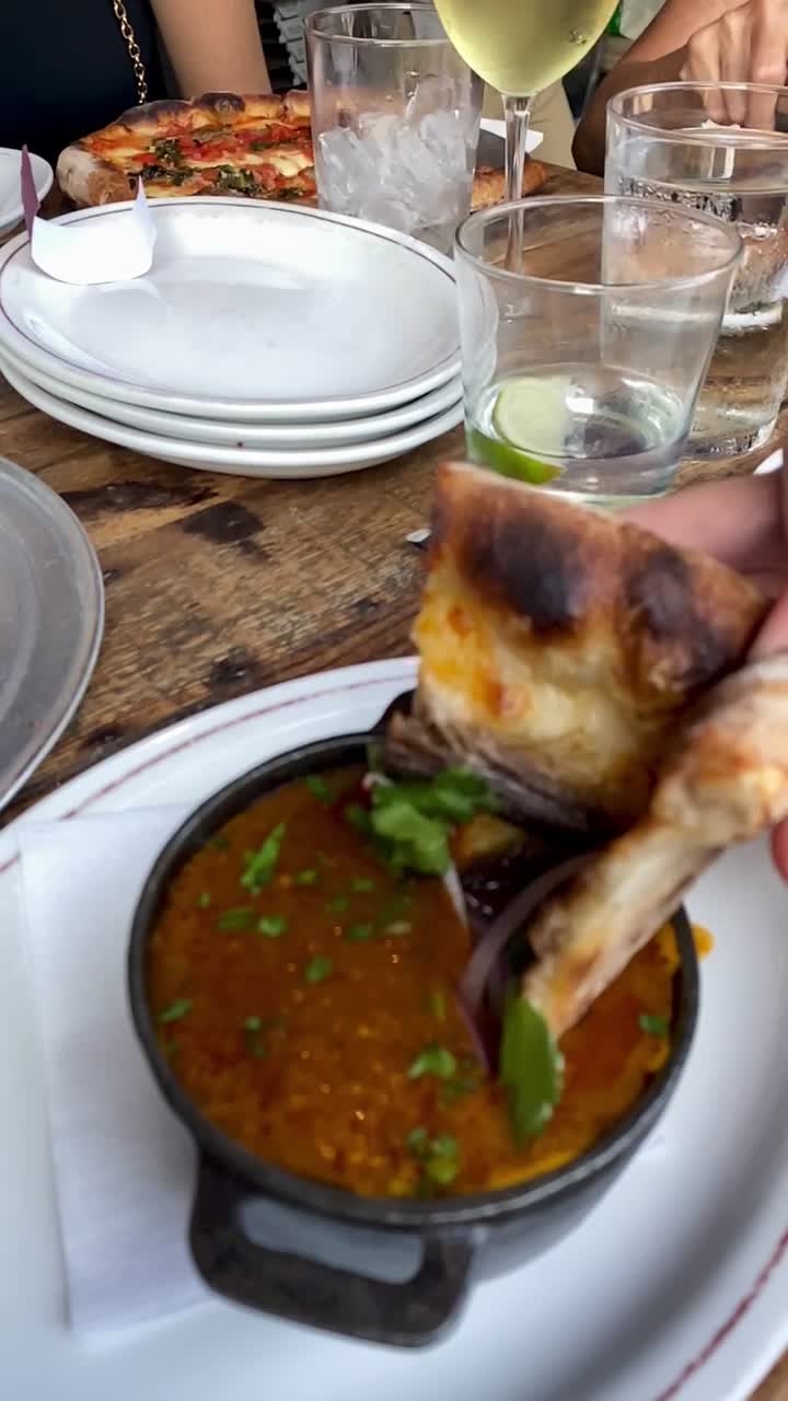 Video review of Parlor Pizza Bar