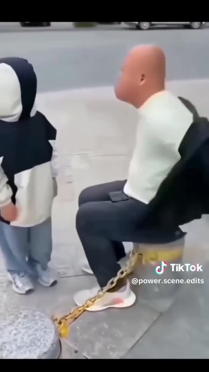 Com Binh Dan - Khach Le Hoi