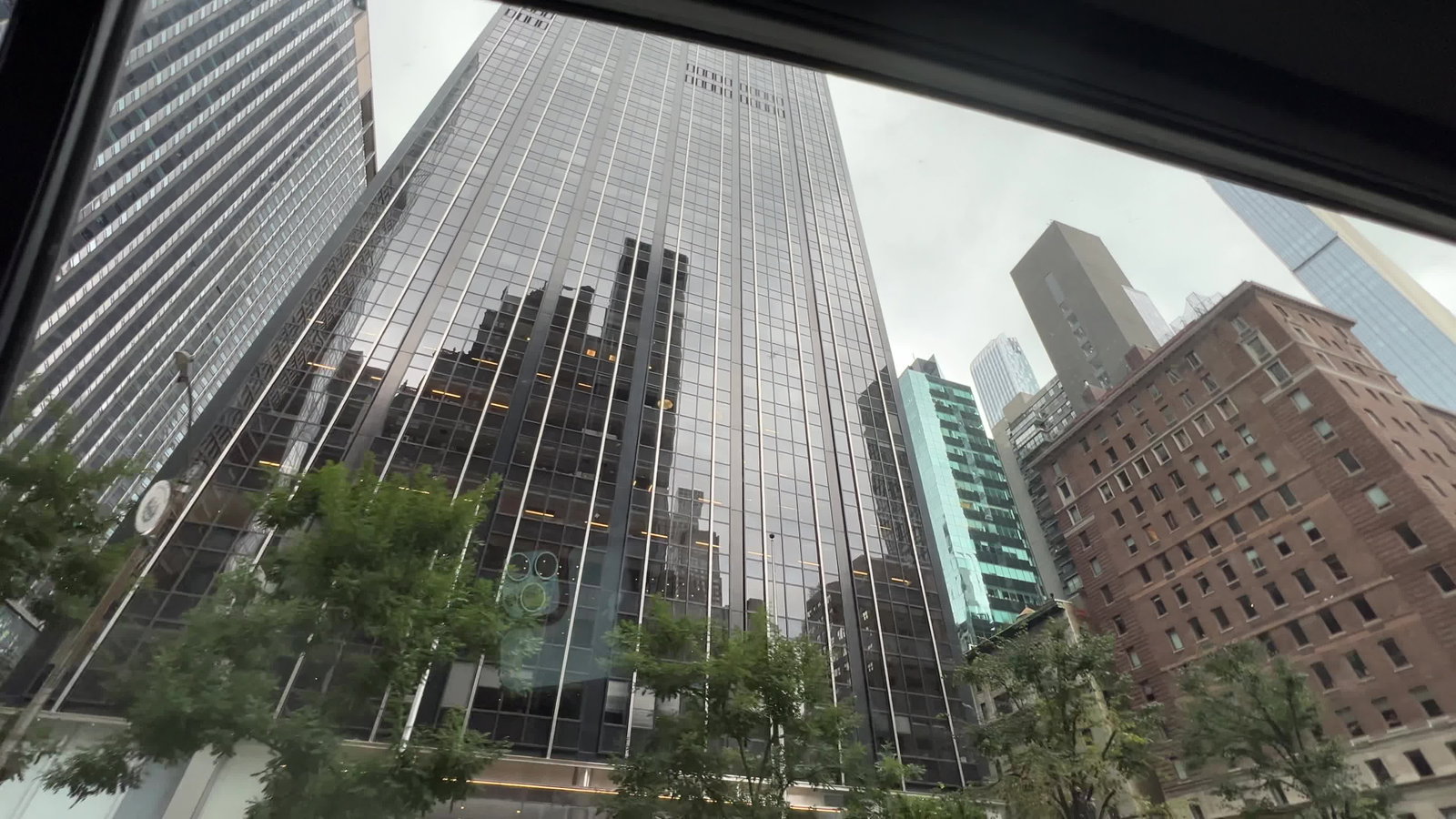Video review of New York Hilton Midtown