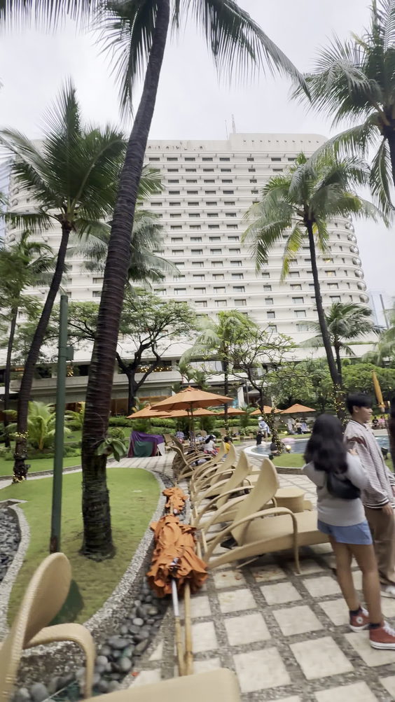 Shangri-La Plaza