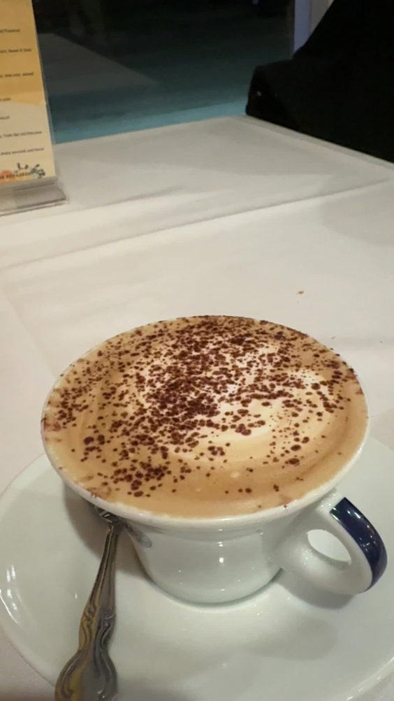Mezza Luna Restaurant