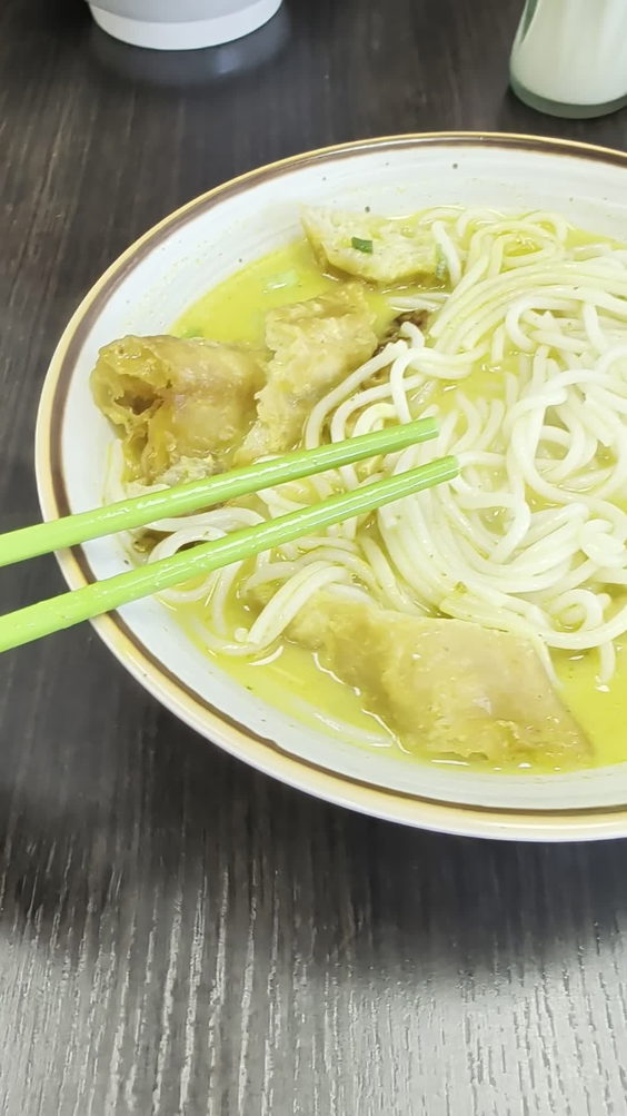 Pho Street Cafe 越式老街