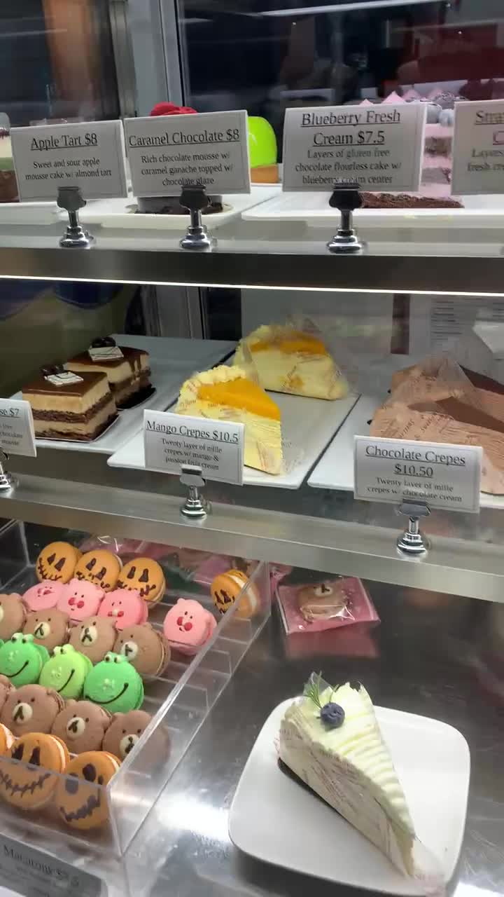 Video review of A La Mousse