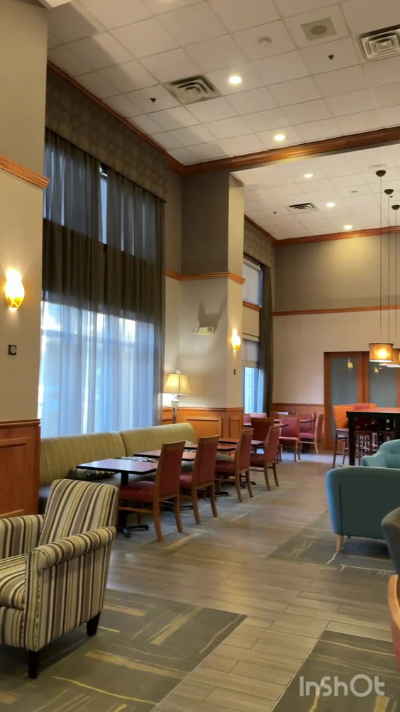 Hampton Inn & Suites