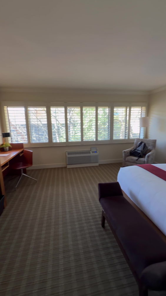 Topnotch Resort