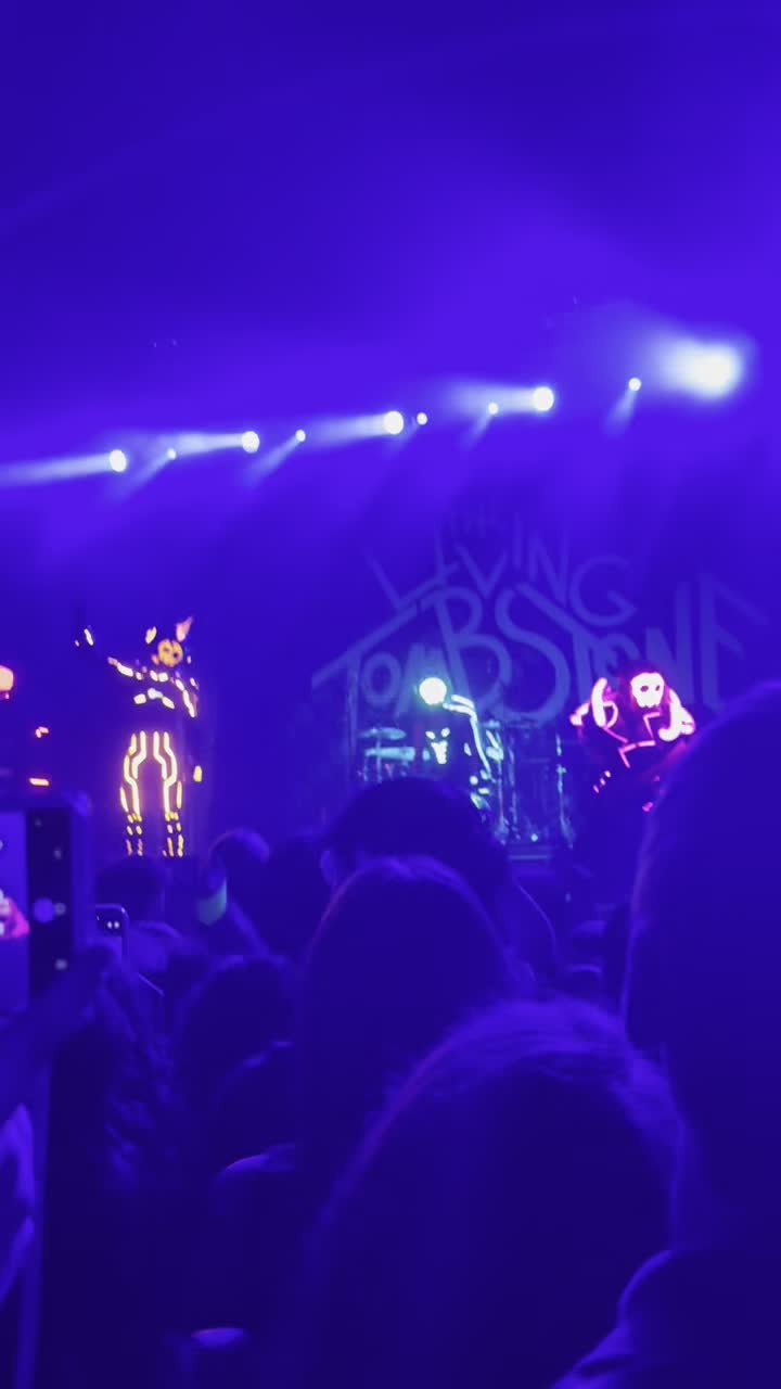 Video review of Newport Music Hall