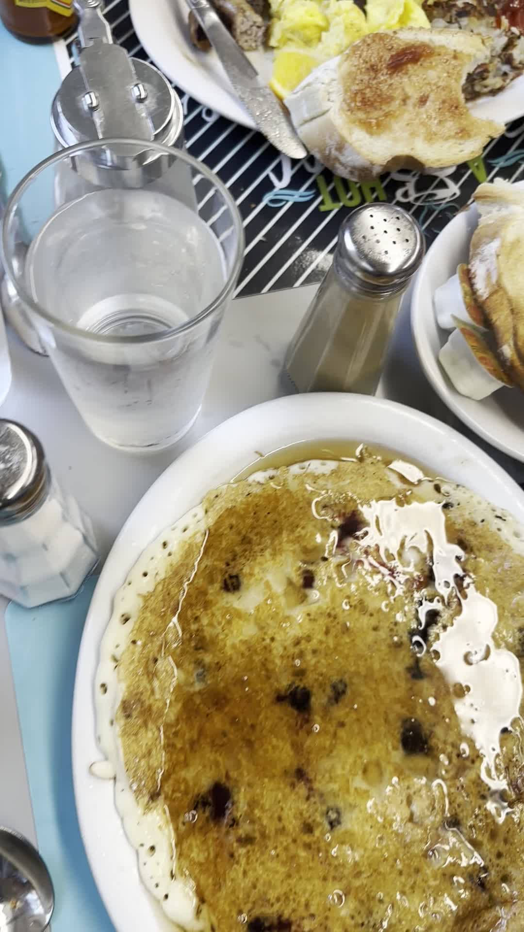 Video review of The Lighthouse Café