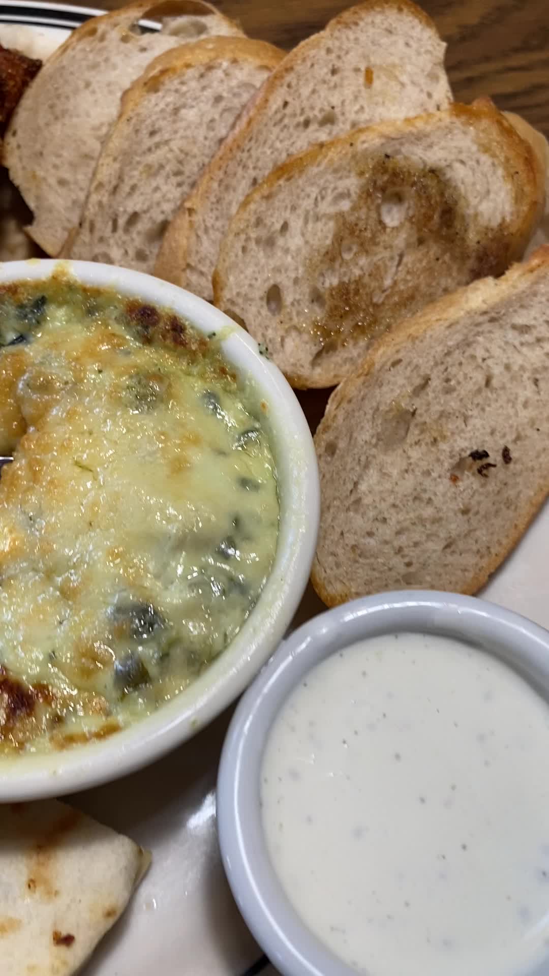 Video review of Mimi's Cafe