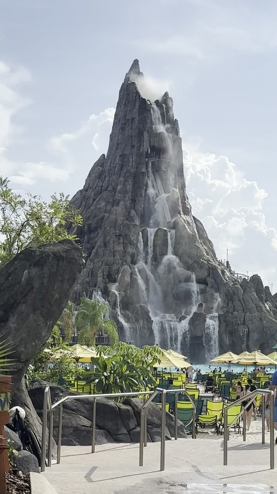 Volcano Bay Guest Services