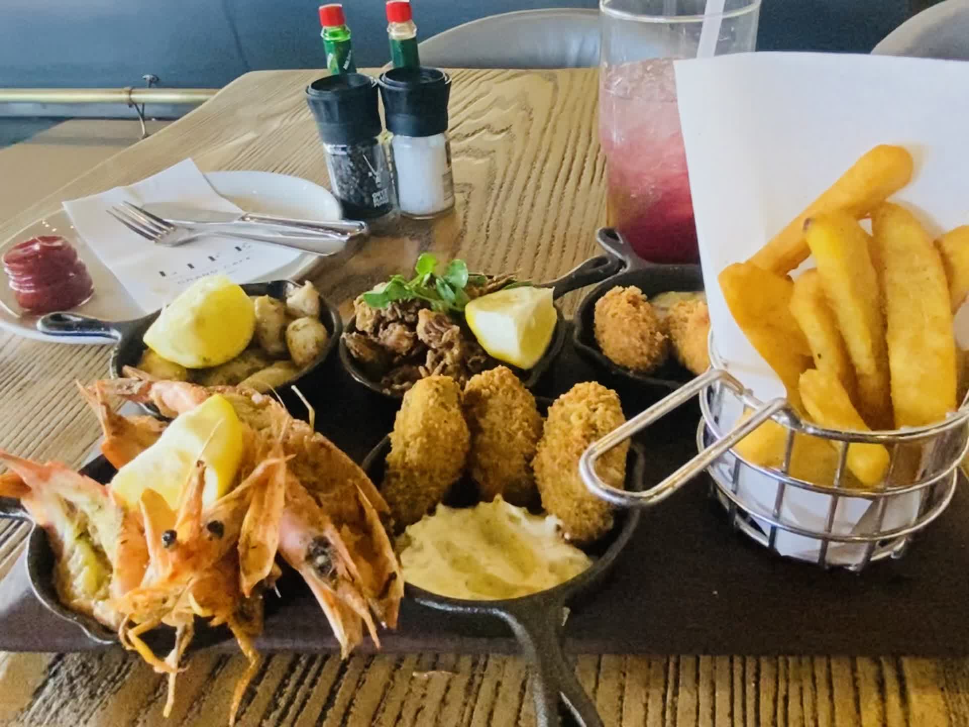Life Grand Cafe, Mall Of The South