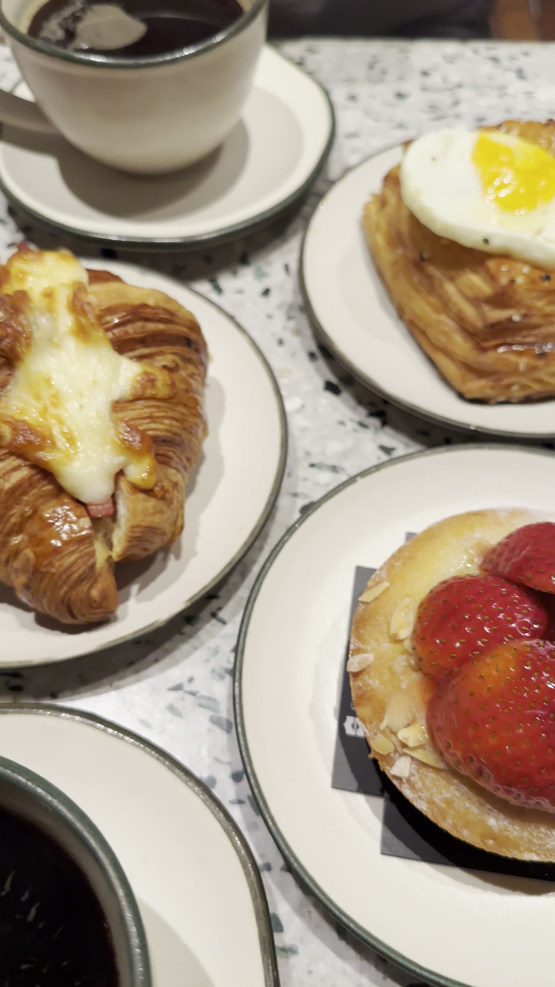 Bake House Shangri-la Plaza