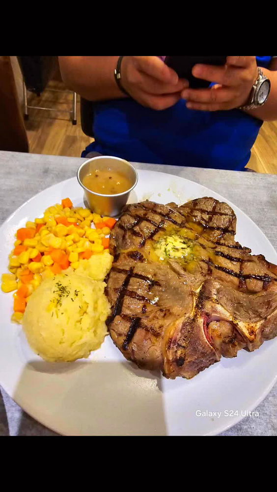 Blake's Wings & Steaks Alabang