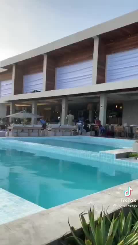 The Place Beach Bar - Laboma Beach